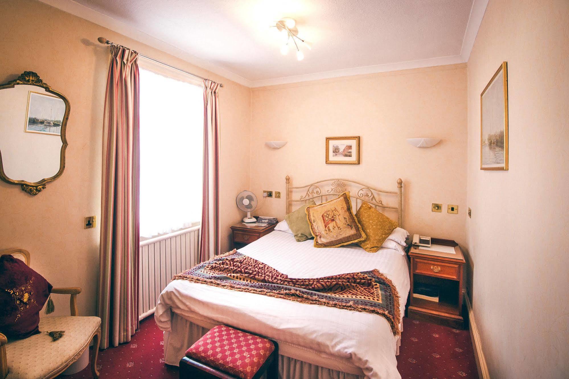 The Revere Hotel Saint Helier Zewnętrze zdjęcie